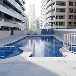 2 B/R Escan Tower Dubai Marina Near Metro Beach